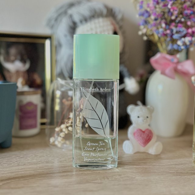 Elizabeth Arden Woda perfumowana, Green Tea EDP