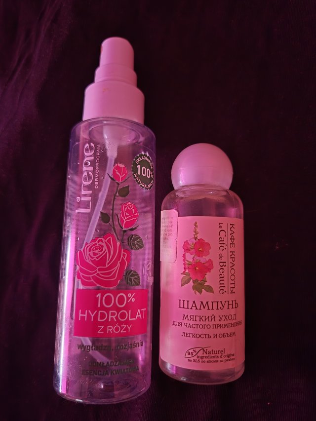 Denkowanie część druga :) Grudzień, kosmetyki w świątecznych opakowaniach lub w świątecznych kolorach: czerwonym, zielonym i złotym 