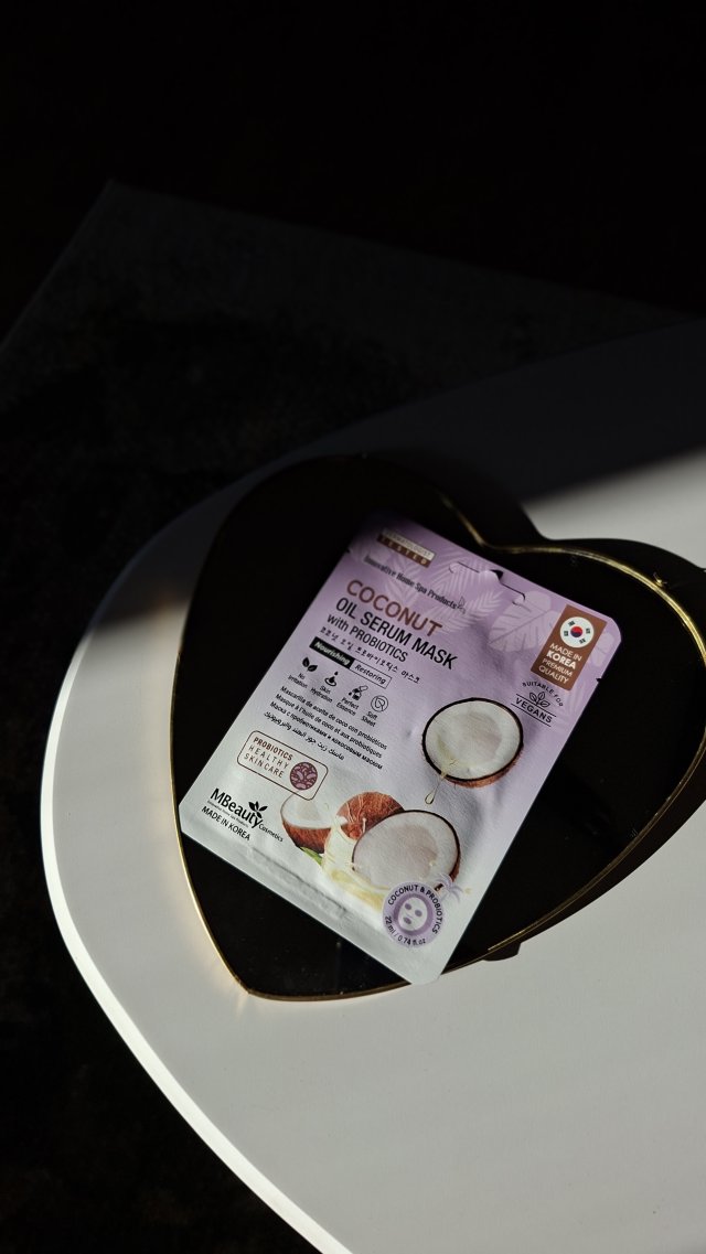 MBeauty Cosmetics Maska do twarzy w płacie, Coconut Milk Cream Mask, Odżywcza, Z mleczkiem kokosowym i probiotykami 