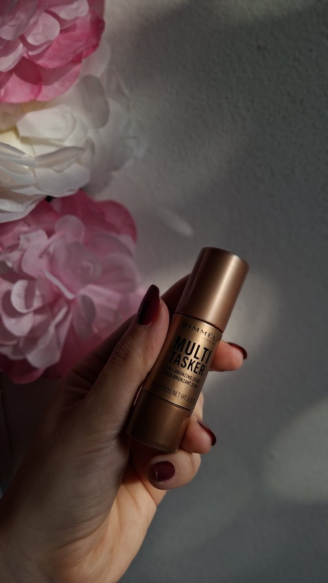 Rimmel The Multi-tasker bronzer, kremowy bronzer 03