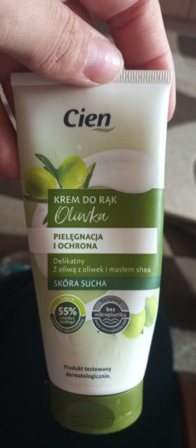 Denkowanie część druga :)  Czerwiec, Lato puka do drzwi 🏖️☀️, czyli zużywamy kosmetyki w kolorze żółtego 💛, pomarańczowego 🧡 i zielonego 💚 oraz z owocami 🍓🍒🍎🍉🍑🍊🥭🍋🍈🍐🥝🥑🍇