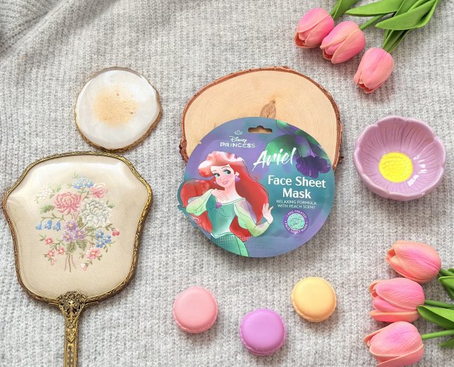 Topbrands Europe B.V. Disney Princess, Maska do twarzy w płacie, Formuła relaksująca, Zapach brzoskwini, Ariel