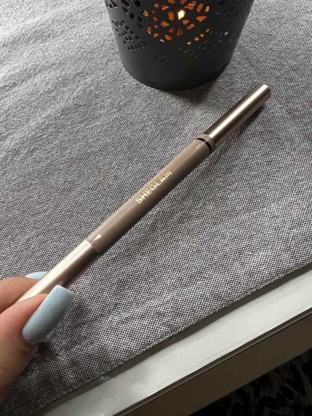 Sheglam Kredka do brwi, 2w1, Brows on Demand Brow Pencil. Auburn