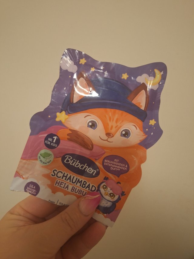 Denkowanie część druga :)  Maj, miesiąc pełen kwiatów czyli zużywamy opakowania z motywem kwiatowym i kolorze fioletu 💜, bieli 🤍 i niebieskiego 💙 💐