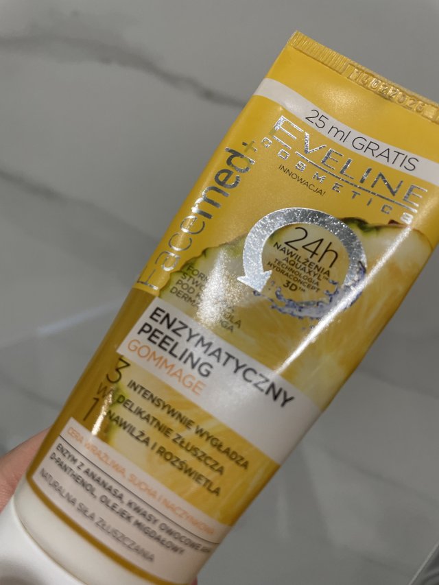 Peeling do twarzy, Enzymatyczny, Gommage, Cera wrażliwa, sucha i naczynkowa, Enzym z ananasa, kwasy owocowe AHA, D-Panthenol, olejek migdałowy