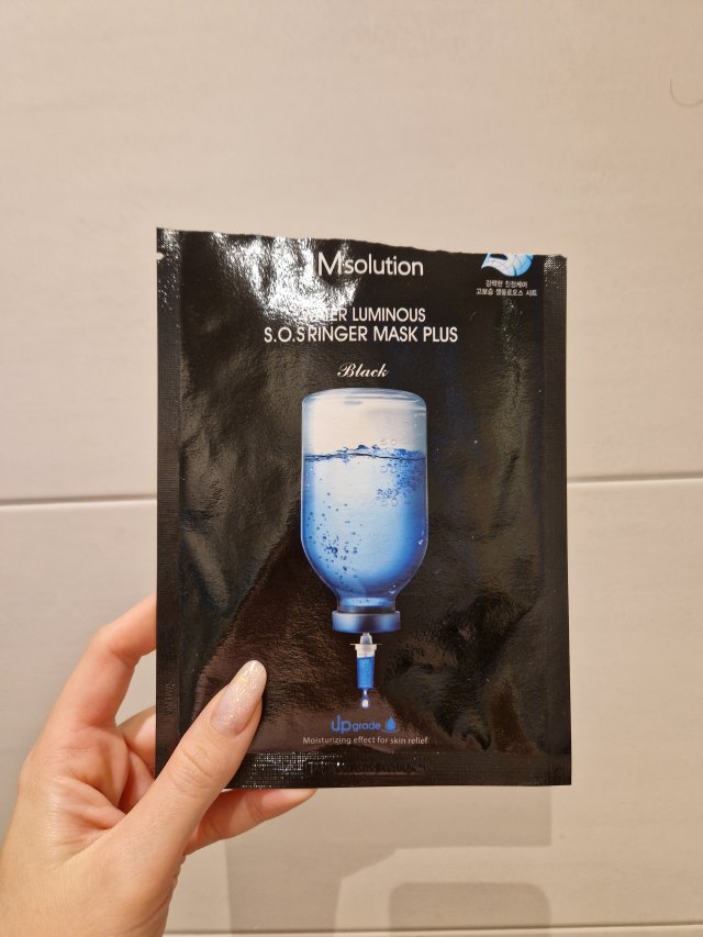 Denkowanie część druga :)  Maj, miesiąc pełen kwiatów czyli zużywamy opakowania z motywem kwiatowym i kolorze fioletu 💜, bieli 🤍 i niebieskiego 💙 💐