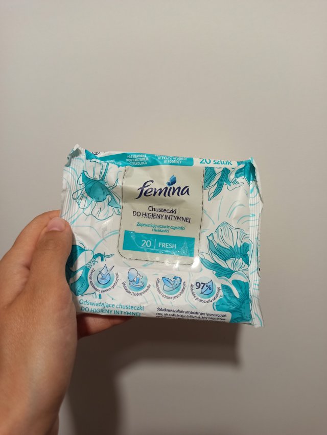 Denkowanie część druga :)  Maj, miesiąc pełen kwiatów czyli zużywamy opakowania z motywem kwiatowym i kolorze fioletu 💜, bieli 🤍 i niebieskiego 💙 💐