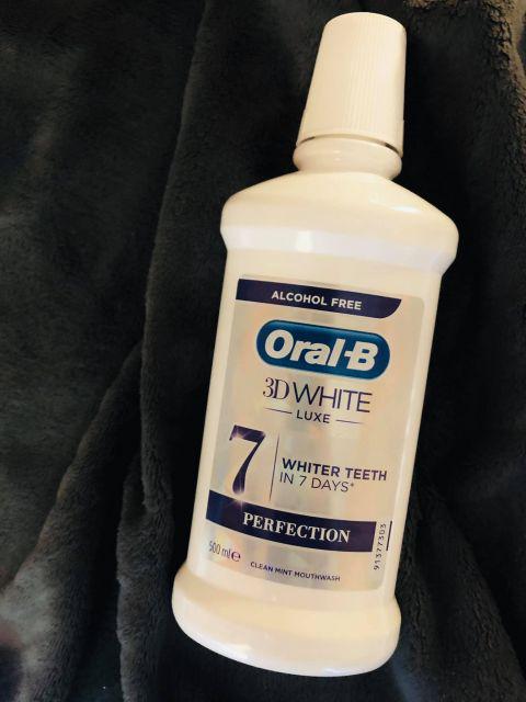 Oral-B, Płyn do płukania jamy ustnej, 3D White Luxe, Perfection