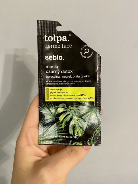 akcja denkowanie! grudzień - kosmetyki w świątecznych opakowaniach i świątecznych kolorach 🎄❄️⛄🎀🎁🎅