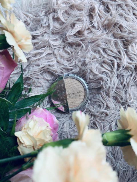 Sensique Sensitive Skin, Highlighting Powder, Puder rozświetlający do twarzy i ciała, Prasowany