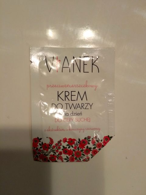 akcja denkowanie! grudzień - kosmetyki w świątecznych opakowaniach i świątecznych kolorach 🎄❄️⛄🎀🎁🎅