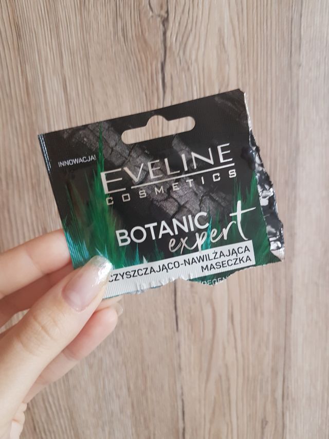 akcja denkowanie! grudzień - kosmetyki w świątecznych opakowaniach i świątecznych kolorach 🎄❄️⛄🎀🎁🎅