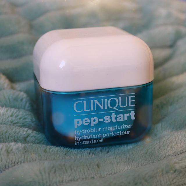 Clinique Pep-Start HydroBlur Moisturizer, Krem do twarzy