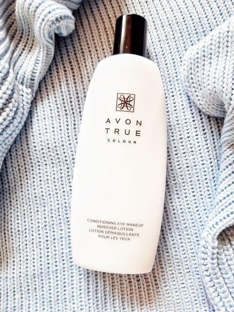 Avon True, Preparat do demakijażu oczu, Z odżywką