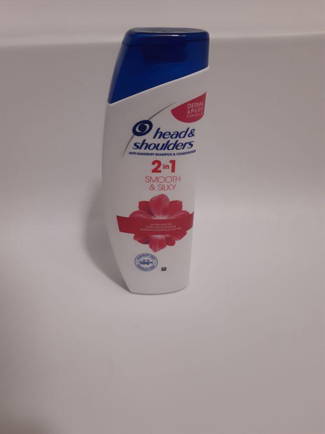 Head & Shoulders Szampon do włosów przeciwłupieżowy z odżywką 2w1, Smooth & Silky