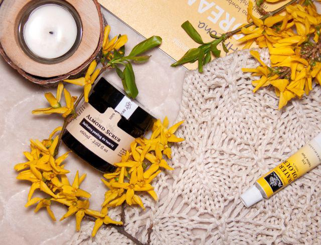 Make Me Bio Peeling do twarzy, Almond Scrub, Delikatny