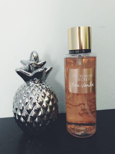 Victoria’s  secret mgiełka do ciała bare vanilla