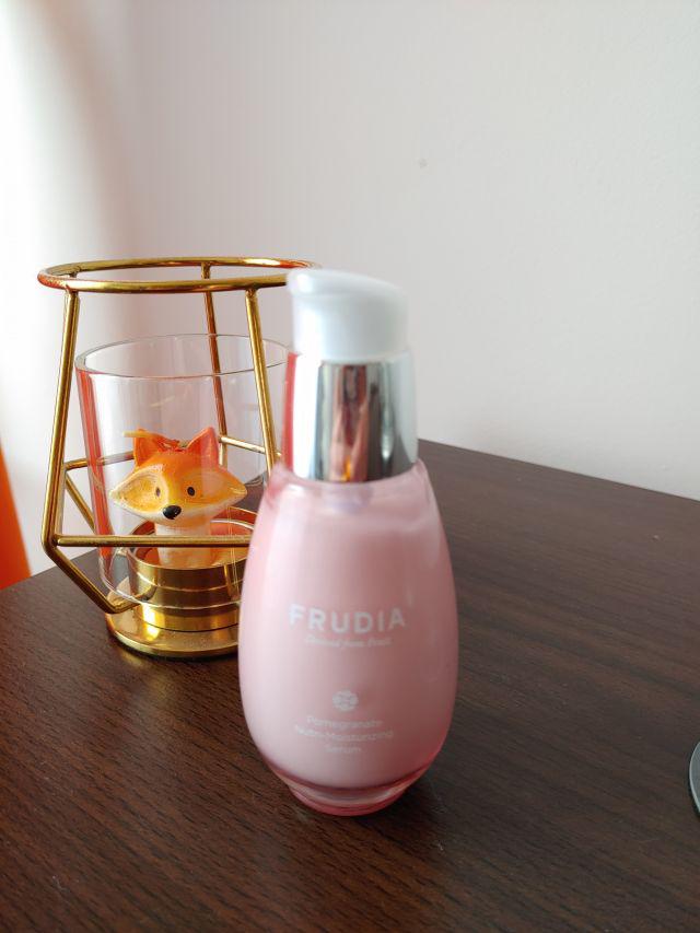 Frudia Serum do twarzy, Odżywczo-nawilżające, Nutri-Moisturizing, Pomegranate