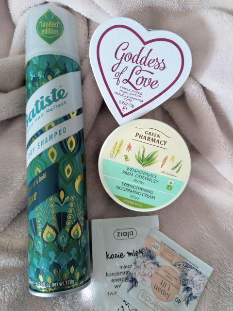 Joka green pharmacy krem rozświetlacz serduszko batiste