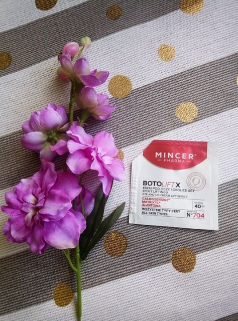 akcja denkowanie! grudzień - kosmetyki w świątecznych opakowaniach i świątecznych kolorach 🎄❄️⛄🎀🎁🎅