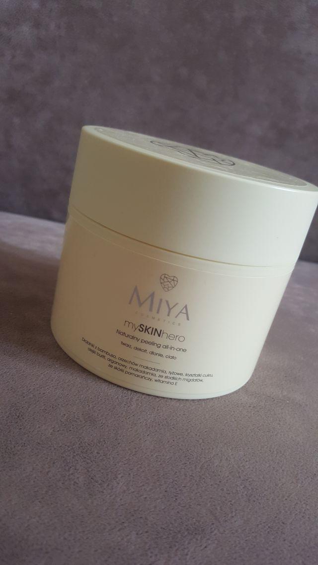 Miya Cosmetics mySKINhero, Naturalny peeling All-in-one