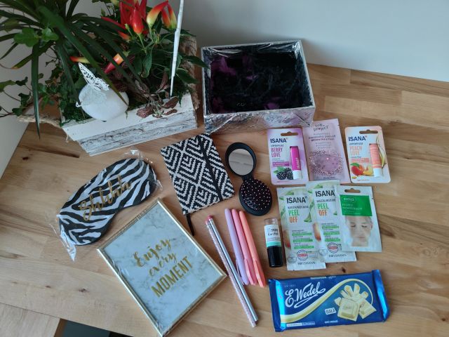 ✩ Kalendarz urodzinowy Clouders ✩