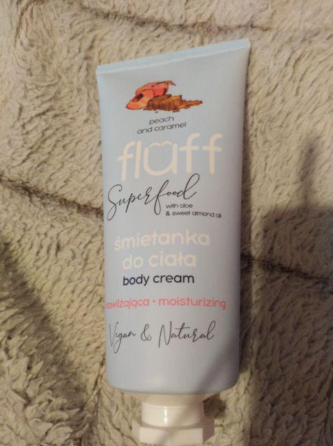 Fluff Superfood, Śmietanka do ciała, Brzoskwinia, Karmel