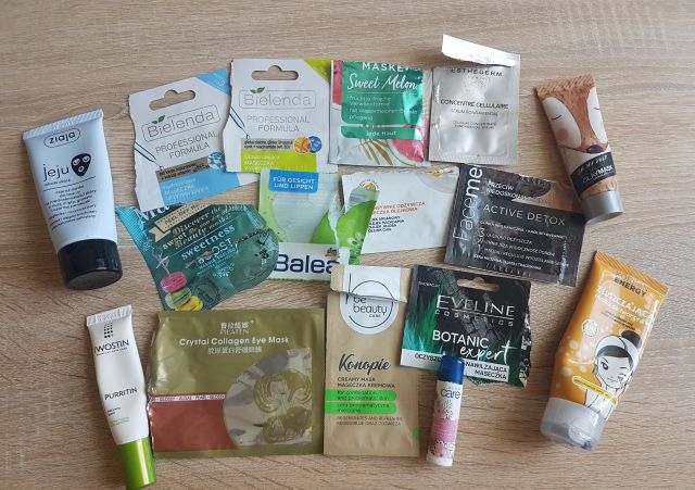 akcja denkowanie! grudzień - kosmetyki w świątecznych opakowaniach i świątecznych kolorach 🎄❄️⛄🎀🎁🎅