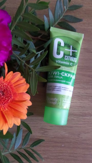 Fitokosmetik C+, Scrub do twarzy, Citrus Power, Kiwi
