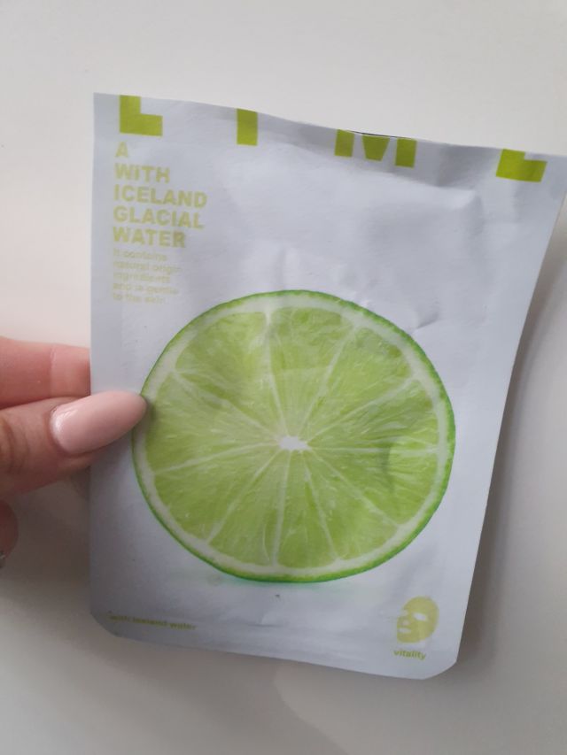 akcja denkowanie! grudzień - kosmetyki w świątecznych opakowaniach i świątecznych kolorach 🎄❄️⛄🎀🎁🎅