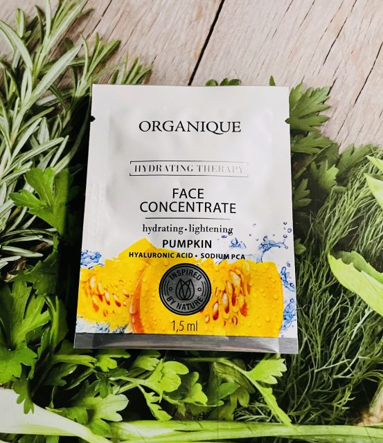 Organique Hydrating Therapy, Koncentrat do twarzy, Dynia