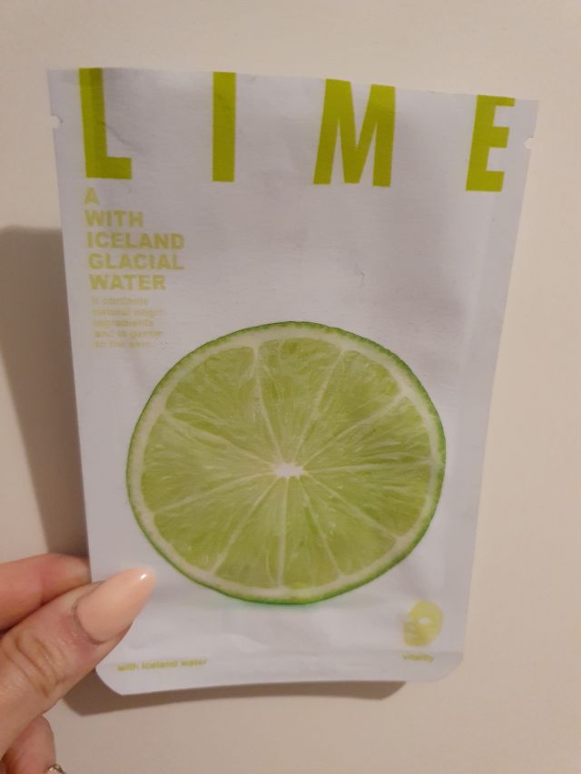 akcja denkowanie! grudzień - kosmetyki w świątecznych opakowaniach i świątecznych kolorach 🎄❄️⛄🎀🎁🎅