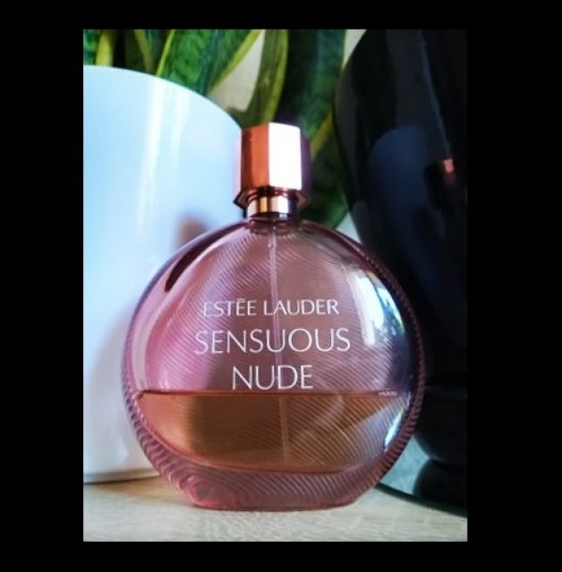 Estee Lauder Woda perfumowana, Sensuous Nude EDP