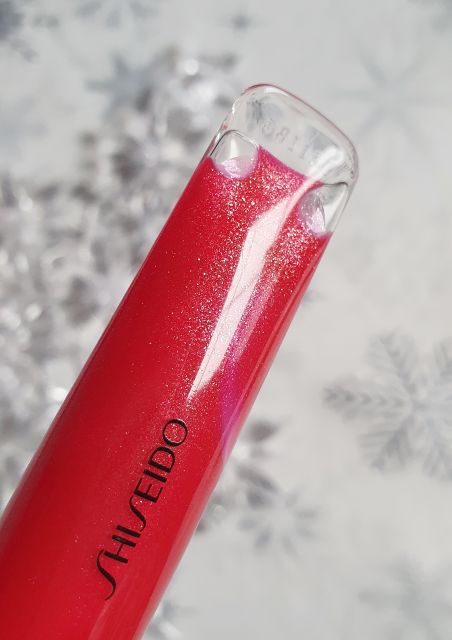 Shiseido Błyszczyk do ust, nr 07 Shin-Ku Red