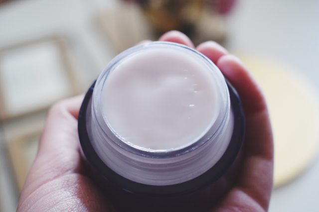 Oriflame royal velvet, krem do twarzy, odbudowujący, na noc