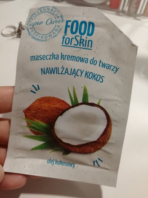 akcja denkowanie! grudzień - kosmetyki w świątecznych opakowaniach i świątecznych kolorach 🎄❄️⛄🎀🎁🎅