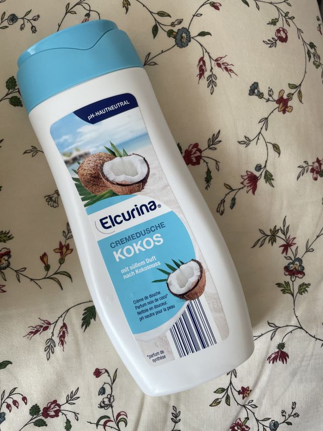 akcja denkowanie! grudzień - kosmetyki w świątecznych opakowaniach i świątecznych kolorach 🎄❄️⛄🎀🎁🎅