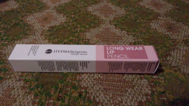 Bell HypoAllergenic, Konturówka do ust, W sztyfcie, Długotrwała, nr 01 Pink Nude