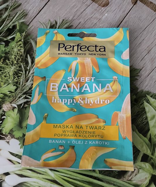 akcja denkowanie! grudzień - kosmetyki w świątecznych opakowaniach i świątecznych kolorach 🎄❄️⛄🎀🎁🎅