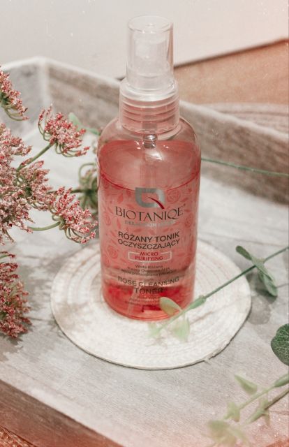 Biotaniqe - Micro Purifying, Różany tonik oczyszczający