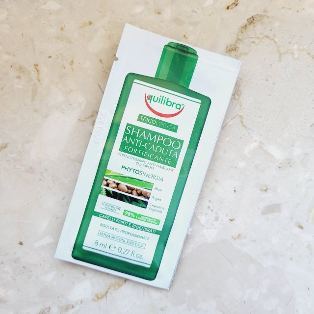 Equilibra Szampon do włosów, Przeciw wypadaniu, Shampoo Anti - Caduta Fortificante