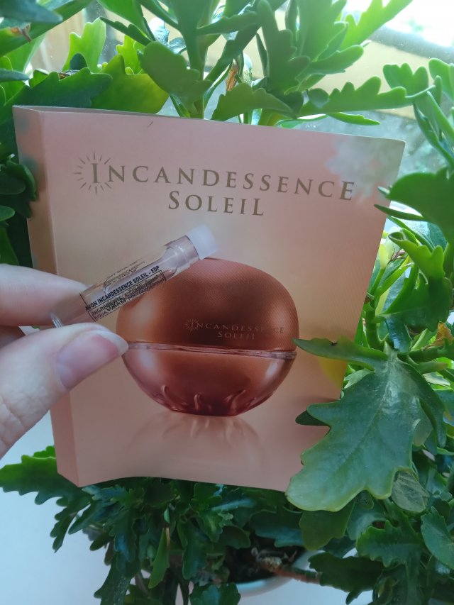 Avon, woda perfumowana, Incandessence Soleil, próbka