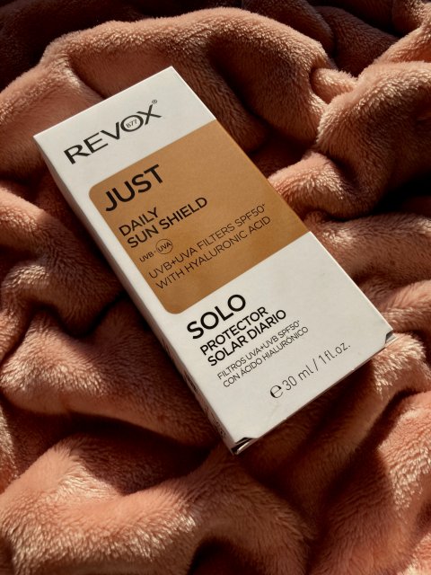 Revox Just, Krem do twarzy, Z filtrem SPF 50
