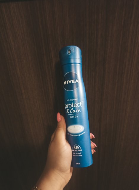 Nivea Antyperspirant w sprayu, Protect & Care