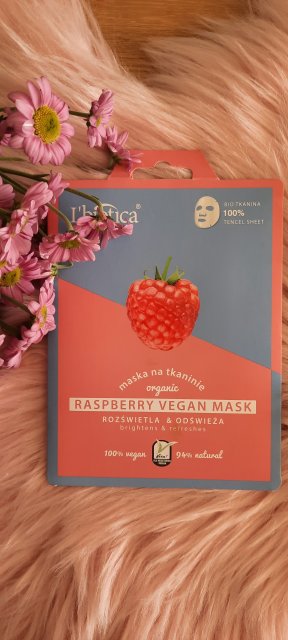 L'biotica Maska do twarzy w płacie, Organic, Raspberry Vegan Mask, Rozświetla & Odświeża