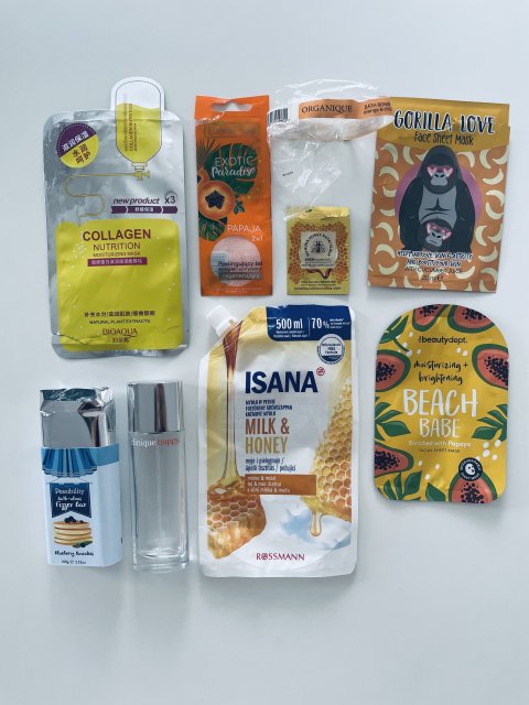 akcja denkowanie! grudzień - kosmetyki w świątecznych opakowaniach i świątecznych kolorach 🎄❄️⛄🎀🎁🎅