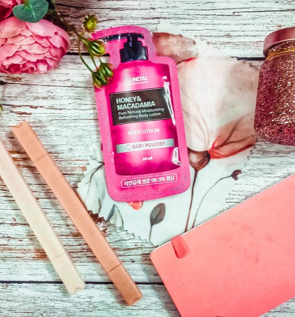 Kundal Honey & Macadamia, Balsam do ciała, Pink Grapefriut 
