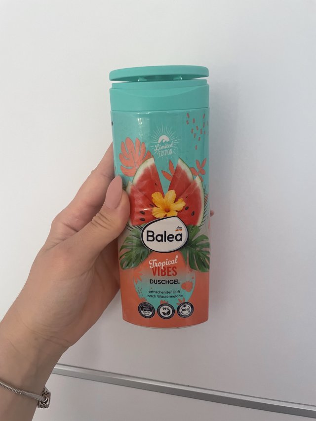 akcja denkowanie! grudzień - kosmetyki w świątecznych opakowaniach i świątecznych kolorach 🎄❄️⛄🎀🎁🎅