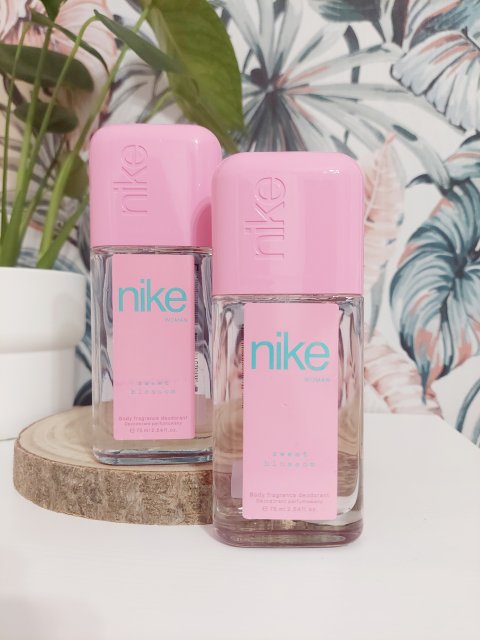 Nike Dezodorant w szkle, Sweet Blossom