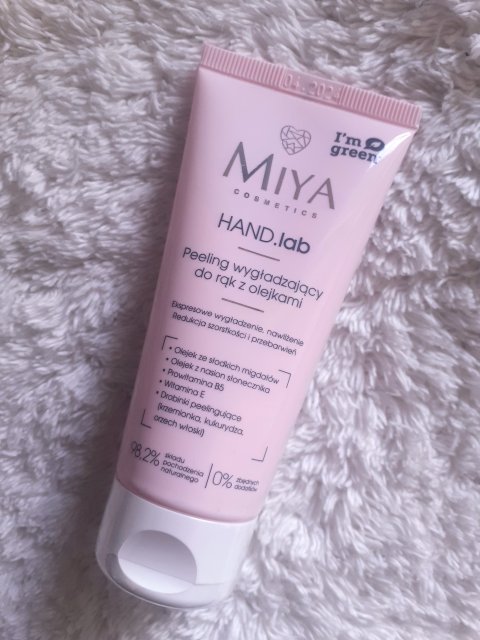 Miya Cosmetics HAND.lab, Peeling do rąk, Wygładzający, Z olejkami